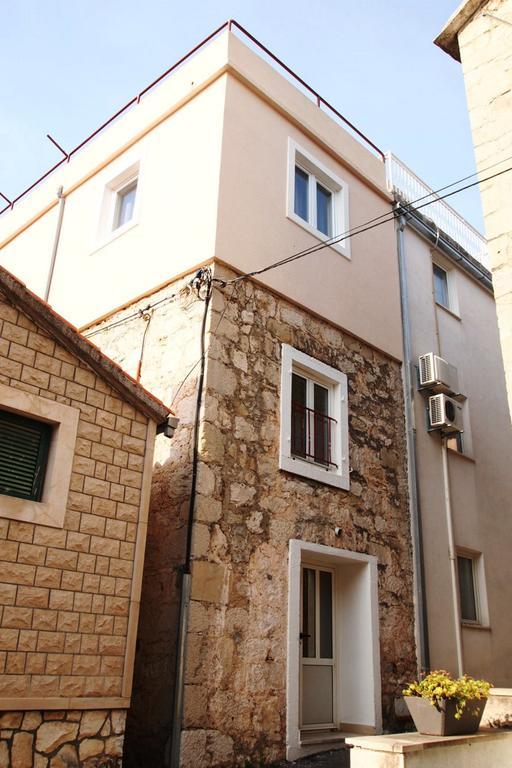 Apartment Old Town Makarska Exteriör bild