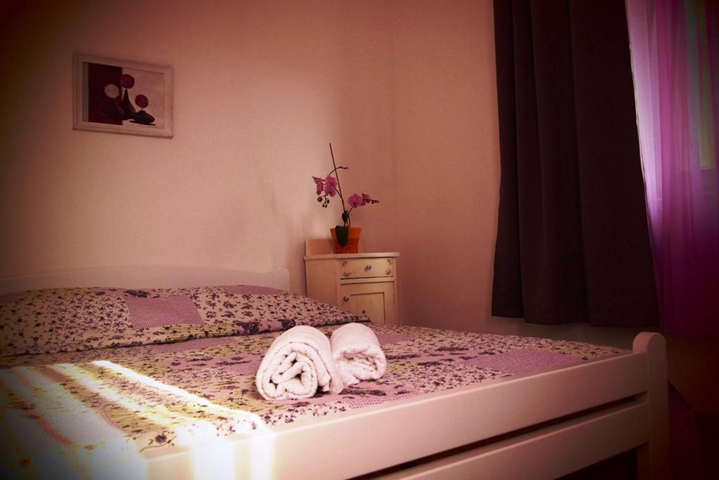 Apartment Old Town Makarska Rum bild