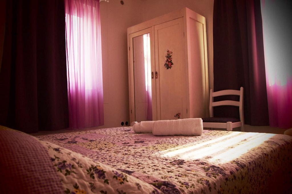 Apartment Old Town Makarska Rum bild