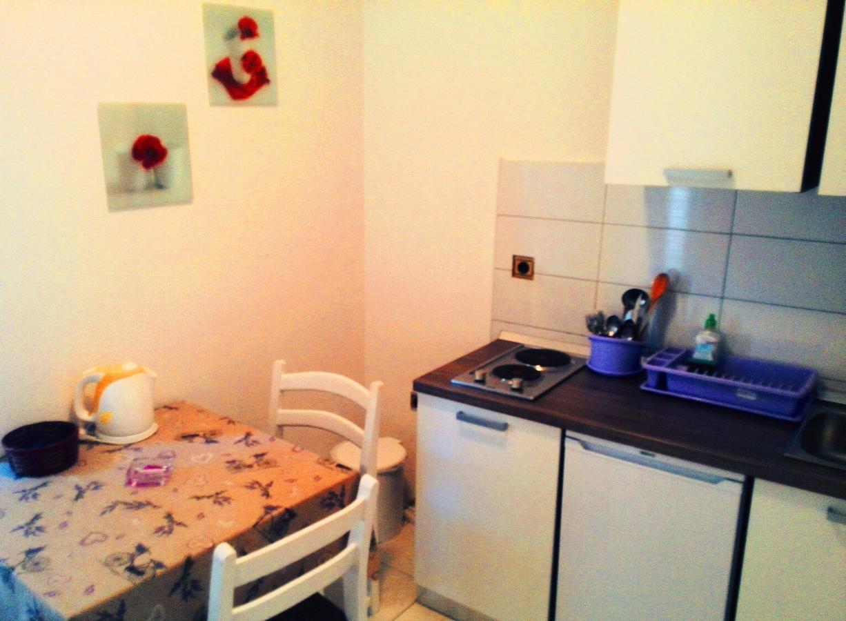 Apartment Old Town Makarska Rum bild